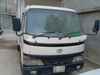 Toyota Cover Van 2003