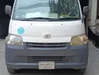 Toyota Cover Van 2011