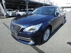 Toyota Crown 2014