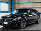 Toyota Crown 2015