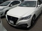 Toyota Crown 2018