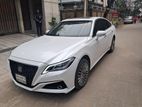 Toyota Crown 2021