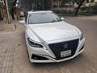 Toyota Crown 2021