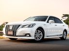 Toyota Crown Royal Saloon 2017