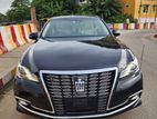 Toyota Crown Royal Saloon G 2017