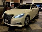 Toyota Crown Royal Saloon Sunroof 2016