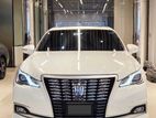 Toyota Crown ROYAL SALOON SUNROOF 2016