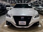 Toyota Crown RS 2018