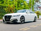 Toyota Crown RS Advance 2019