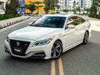 Toyota Crown RS Hy 2018