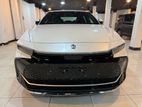 Toyota Crown SHOWROOM-READY 2022