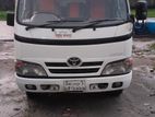 Toyota DYNA ' 2015