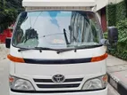 Toyota DYNA cover Ben 2004