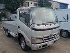 Toyota DYNA Pickup 2012