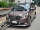 Toyota Esquire 2 Door Power Octne 2014