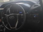 Toyota Esquire 2015