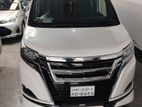 Toyota Esquire 2017