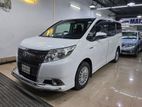 Toyota Esquire GI 2014