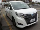 Toyota Esquire Gi Hybrid 2020