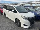 Toyota Esquire Gi HYBRID 61000 km 2020