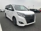 Toyota Esquire GI HYBRID READY 2020