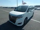 Toyota Esquire GI HYBRID READY 2020