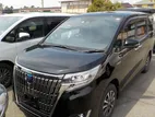 Toyota Esquire GI PKG 4.0 BLACK 2020
