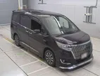 Toyota Esquire GI PKG HYB WITH KIT 2020