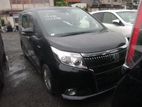 Toyota Esquire Gi Premium 2017