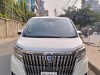 Toyota Esquire Gi Premium 2018
