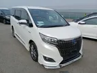 Toyota Esquire GI Premium 2020