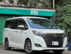 Toyota Esquire Gi Premium 2020
