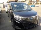 Toyota Esquire GI Premium 2020