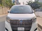 Toyota Esquire Gi premium F 2018