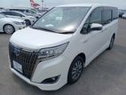 Toyota Esquire Gi premium hybrid 2019