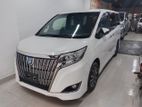Toyota Esquire Gi Premium Hybrid 2019