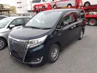 Toyota Esquire GI PREMIUM HYBRID 2020