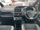 Toyota Esquire GI PREMIUM HYBRID 2020