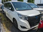 Toyota Esquire Gi Premium Hybrid 2020