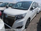 Toyota Esquire Gi Premium Hybrid 2020