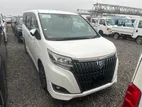 Toyota Esquire GI PREMIUM HYBRID 2020