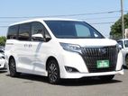 Toyota Esquire Gi Premium Pearl 2020