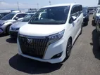Toyota Esquire GI PREMIUM PEARL 2020
