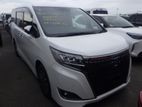 Toyota Esquire Gi Premium Pearl 2021