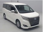 Toyota Esquire gi premium pearl hy 2021