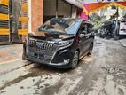Toyota Esquire GI PREMIUM PUSH - HV 2020
