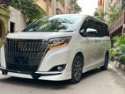 Toyota Esquire GI PREMIUM TRD OIL 2019