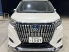 Toyota Esquire GI PREM.PEARL HYBRID 2020