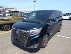 Toyota Esquire HV PUSH GI PREMIUM. 2020