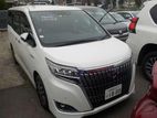 Toyota Esquire HY GI PREMIUM 4AP 2018